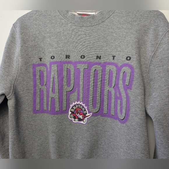 MITCHELL & NESS Crewneck women Toronto Rapters size medium - Picture 2 of 8